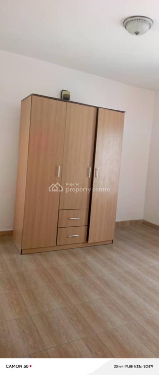 Standard and Serviced 2bedroom Apartment with Bq, Lekki Phase 1, Lekki, Lagos, Flat / Apartment for Rent