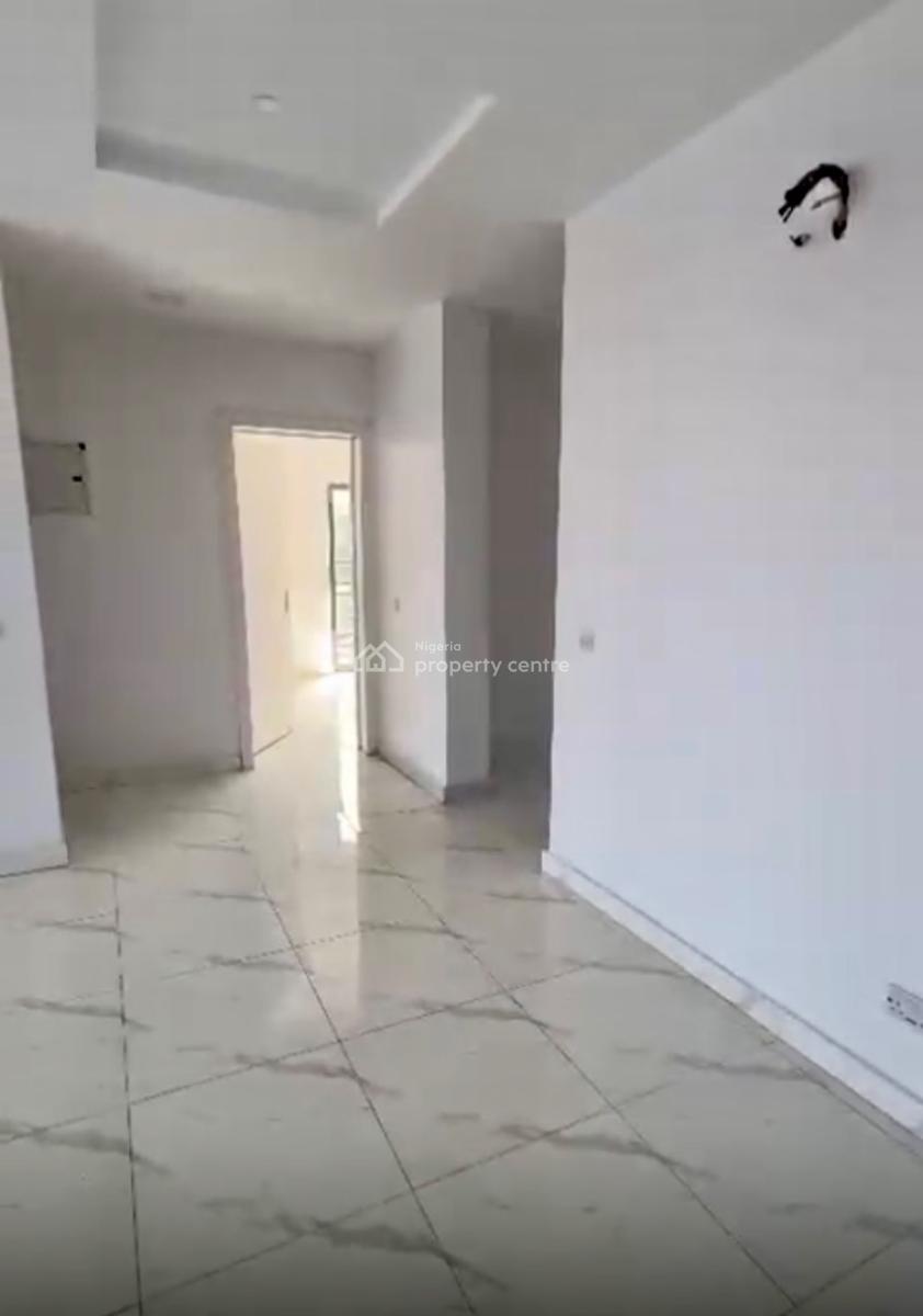 Well-finished 3-bedroom Apartment for Comfortable Living, Ikate, Lekki, Lagos, Flat / Apartment for Rent