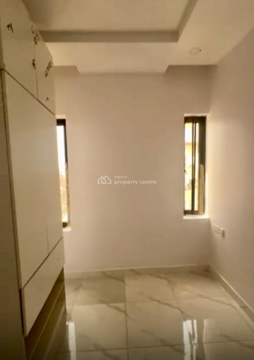 Well-finished 3-bedroom Apartment for Comfortable Living, Ikate, Lekki, Lagos, Flat / Apartment for Rent
