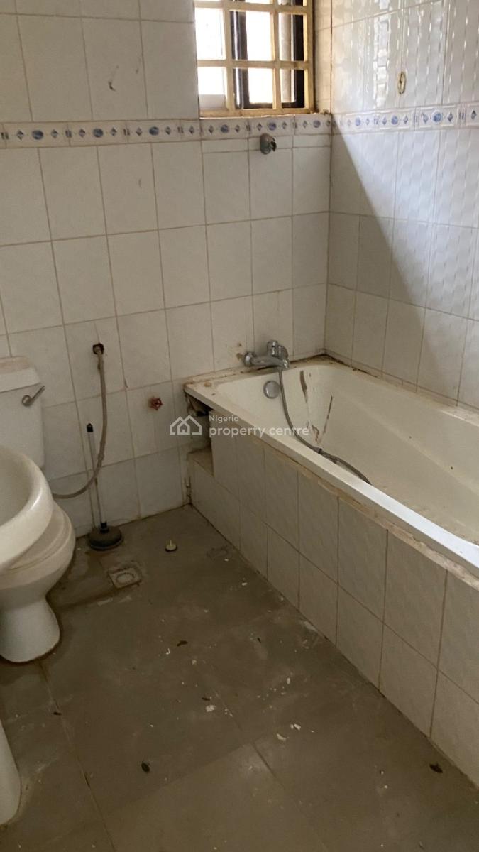 Spacious Three Bedrooms Bungalow Flat, Kado, Abuja, Flat / Apartment for Rent