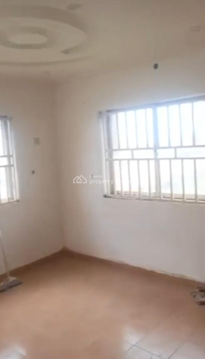 Lovely 2 Bedrooms Flat in an Estate, Around Sunnyvale Homes, Dakwo, Abuja, Flat / Apartment for Sale