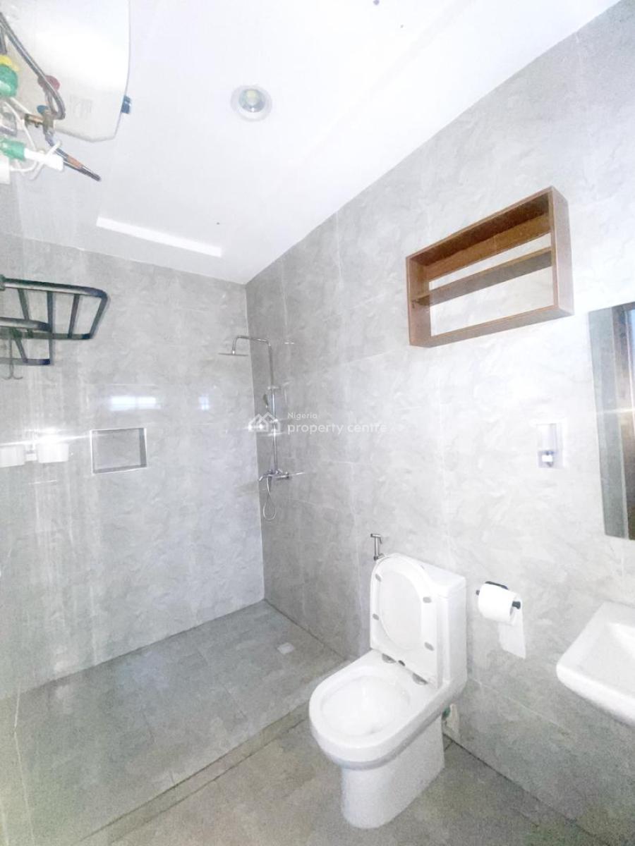 a Well Maintained 3 Bedroom Terraced Duplex, Omole Phase 2, Ikeja, Lagos, Terraced Duplex for Rent