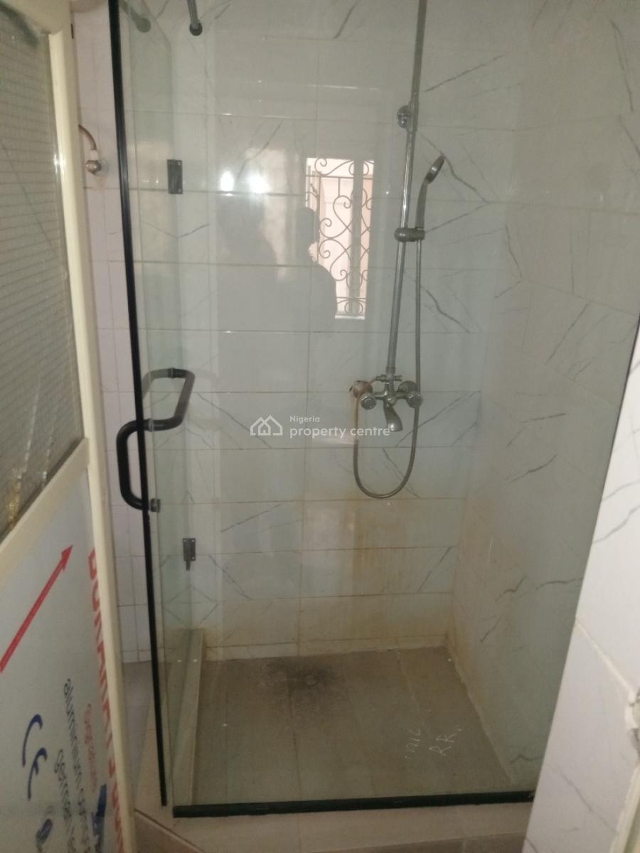2 Bedroom Flat Downstairs, Majek, Ajah, Lagos, Flat / Apartment for Rent