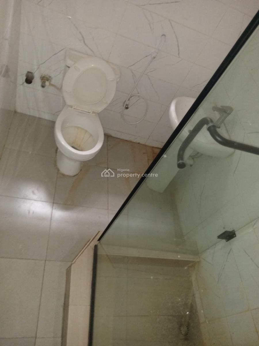 2 Bedroom Flat Downstairs, Majek, Ajah, Lagos, Flat / Apartment for Rent
