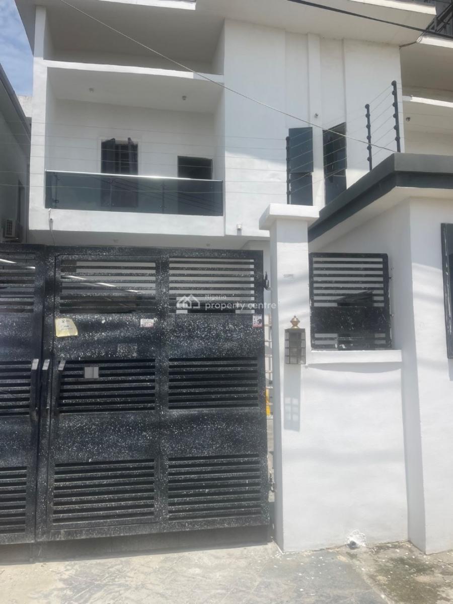 Spacious 4-bedroom Semi-detached Duplex with Bq, Ikate, Lekki, Lagos, Semi-detached Duplex for Rent