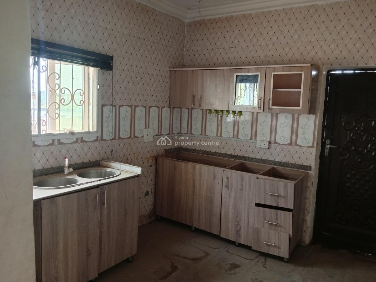Well Built 3 Bedroom Bungalow with 2 Bq, Diamond Estate, Lugbe District, Abuja, Detached Bungalow for Sale