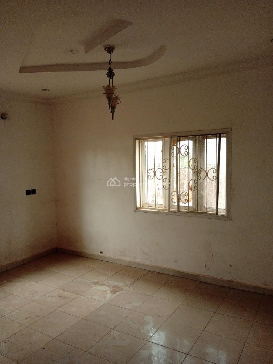 Well Built 3 Bedroom Bungalow with 2 Bq, Diamond Estate, Lugbe District, Abuja, Detached Bungalow for Sale