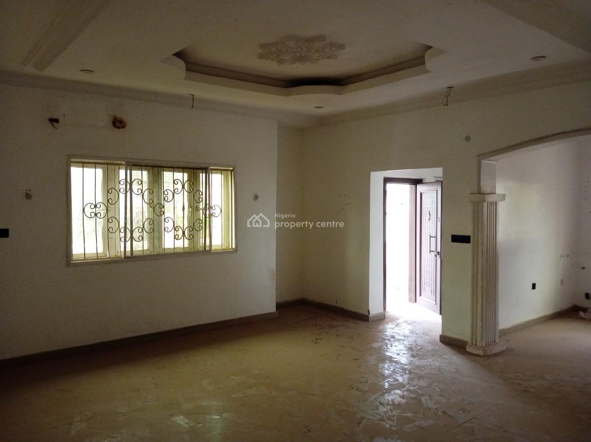 Well Built 3 Bedroom Bungalow with 2 Bq, Diamond Estate, Lugbe District, Abuja, Detached Bungalow for Sale
