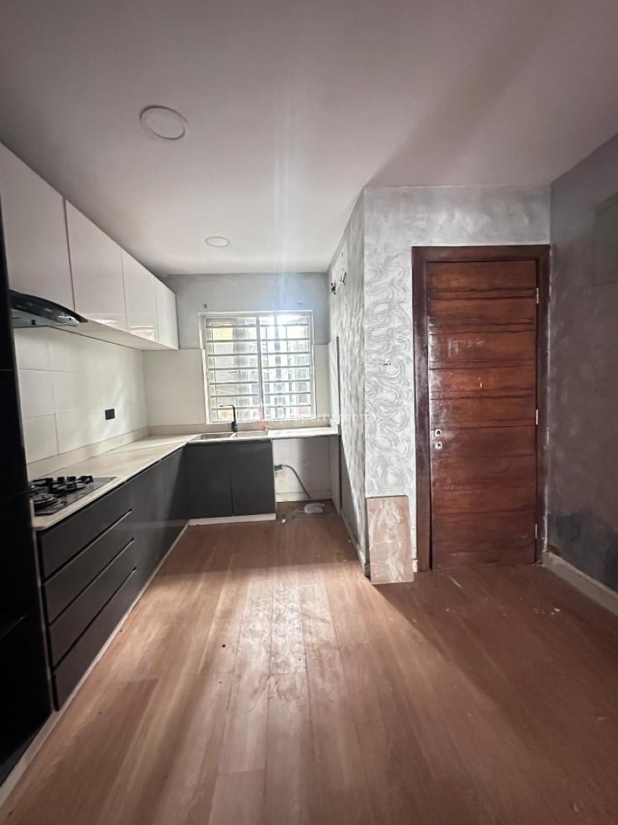 4 Bedroom Terrace Duplex with Gym &bq, Lekki Phase 1, Lekki, Lagos, Terraced Duplex for Rent