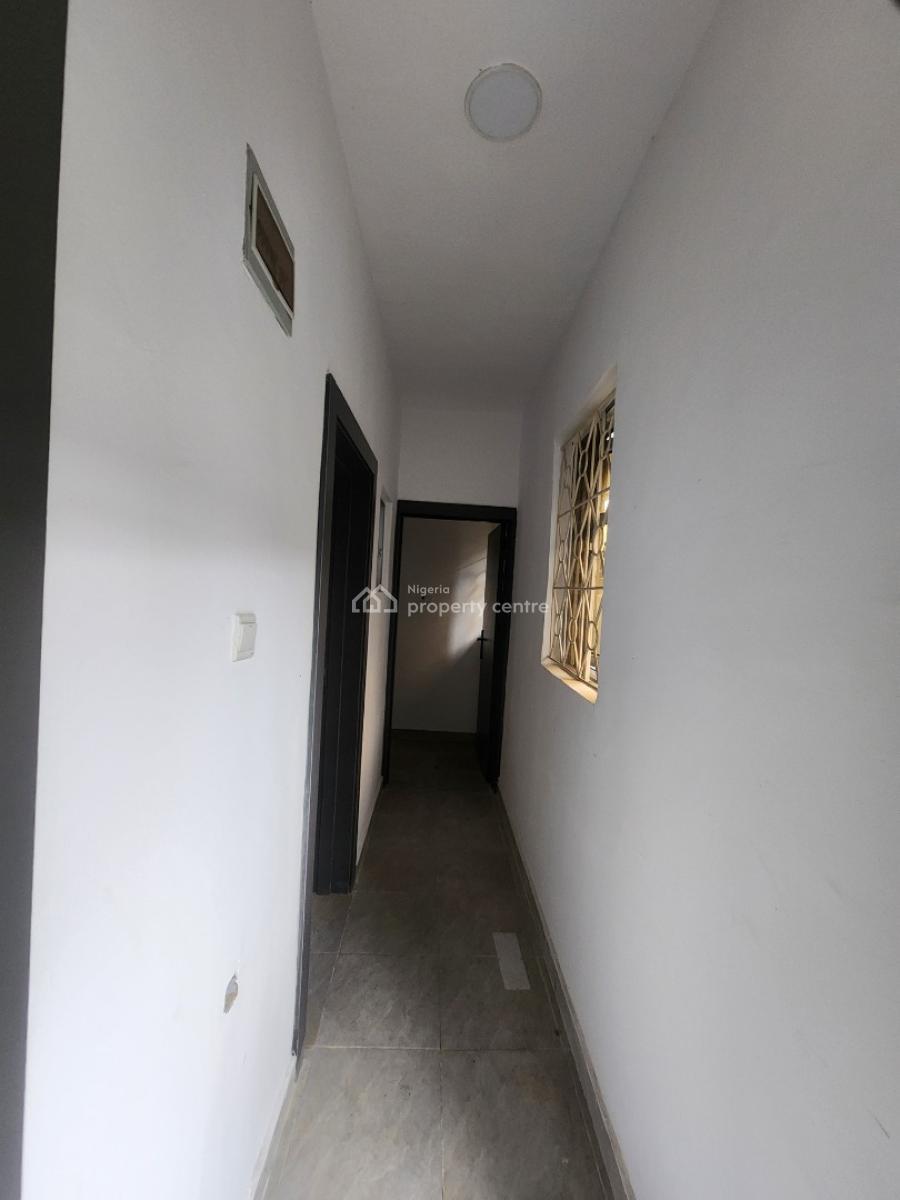 Portable 2 Bedroom Flat, Ibidun Street, Surulere, Lagos, Flat / Apartment for Rent