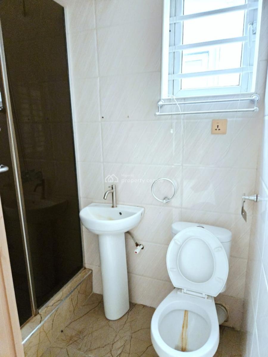 Newly Renovated 4 Bedroom Semi-detached Duplex, Chevy View Estate, Lekki, Lagos, Terraced Duplex for Rent