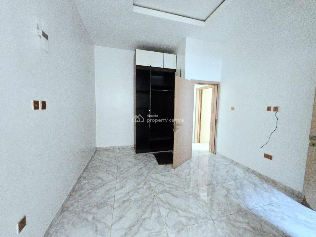 Newly Renovated 4 Bedroom Semi-detached Duplex, Chevy View Estate, Lekki, Lagos, Terraced Duplex for Rent