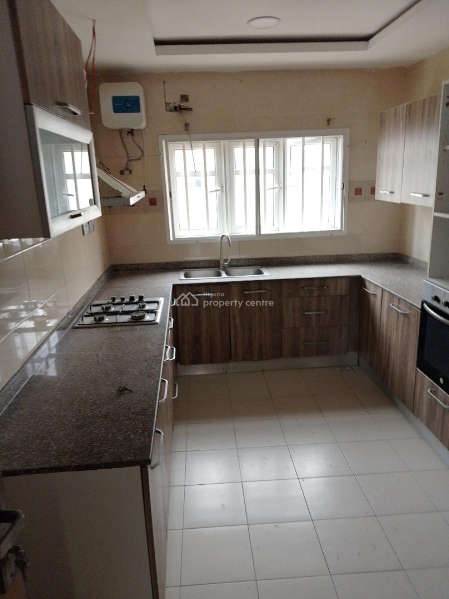 Well Maintained 3 Bedroom Flat with a Room Bq Swimming Pool Gym ,lift, Oniru, Victoria Island (vi), Lagos, Flat / Apartment for Rent