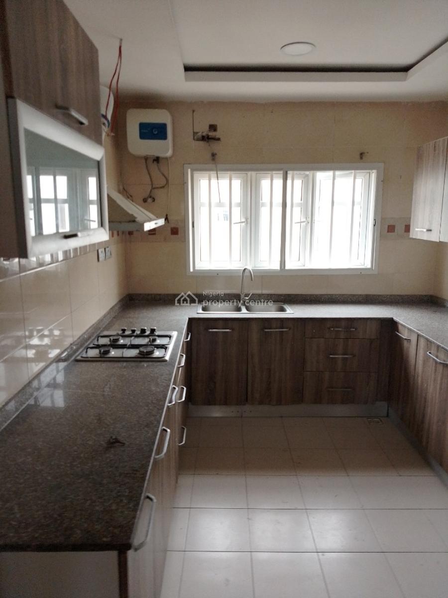Well Maintained 3 Bedroom Flat with a Room Bq Swimming Pool Gym ,lift, Oniru, Victoria Island (vi), Lagos, Flat / Apartment for Rent