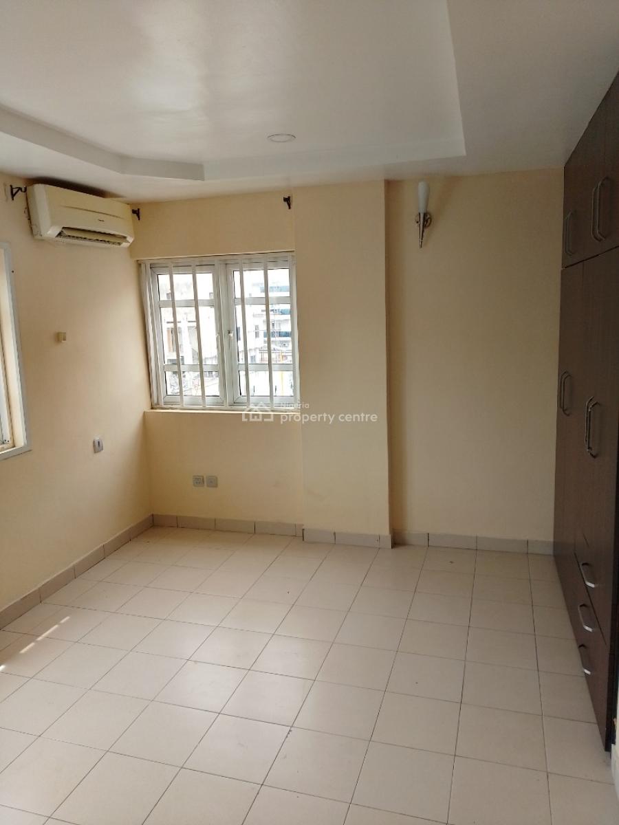 Well Maintained 3 Bedroom Flat with a Room Bq Swimming Pool Gym ,lift, Oniru, Victoria Island (vi), Lagos, Flat / Apartment for Rent