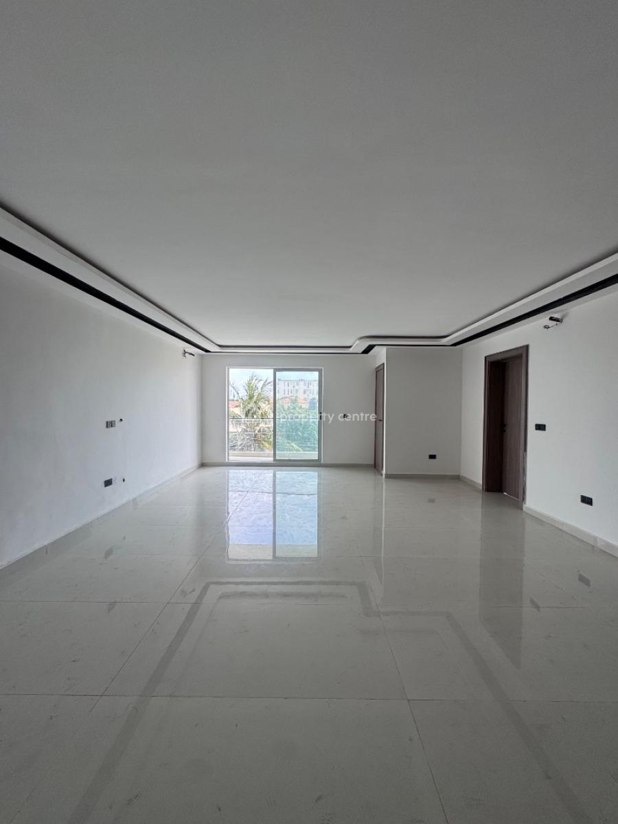 2 Bedroom Apartment with Pool, Elevator, Gym, Lekki Phase 1, Lekki, Lagos, Flat / Apartment for Rent