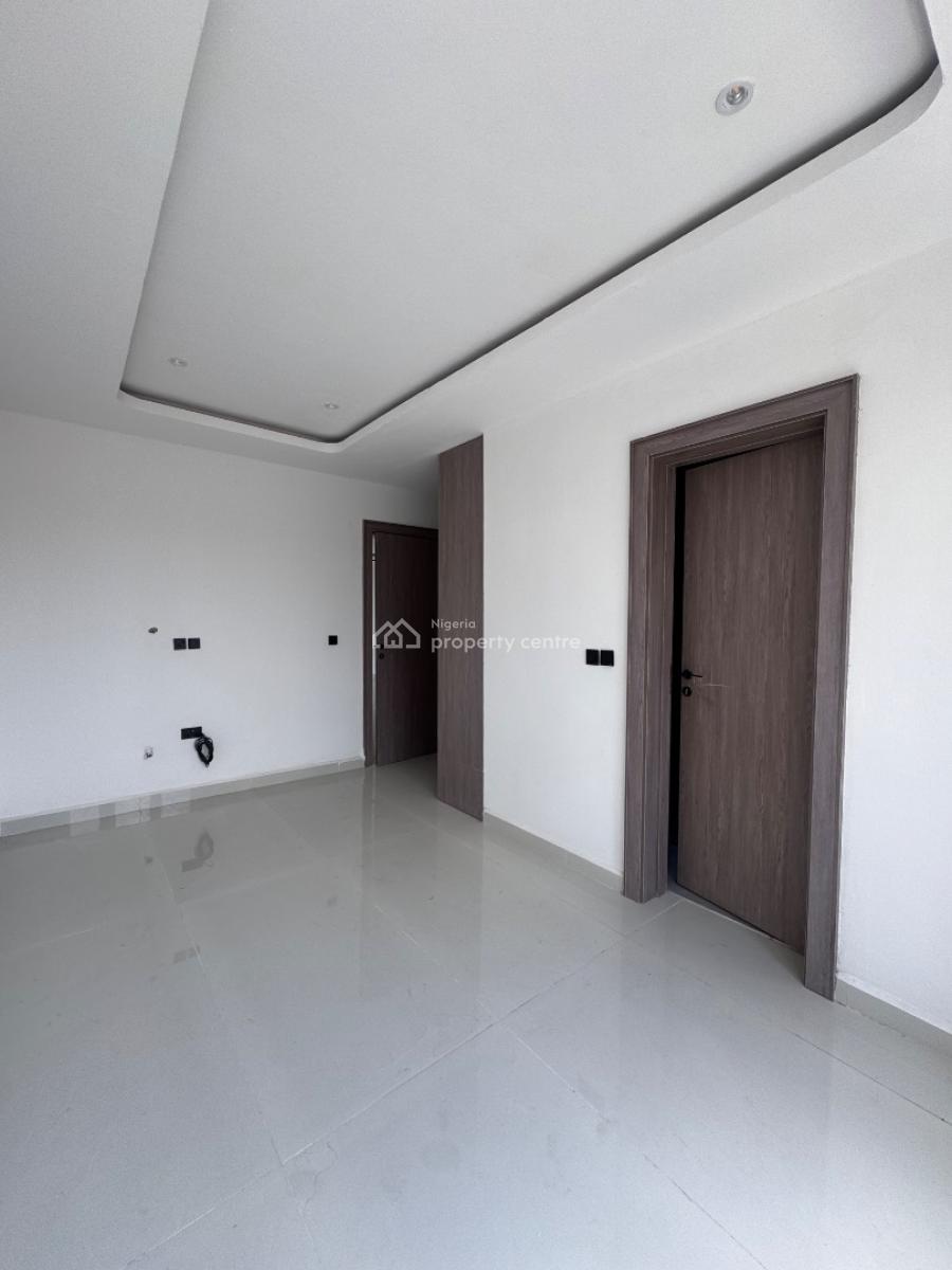 2 Bedroom Apartment with Pool, Elevator, Gym, Lekki Phase 1, Lekki, Lagos, Flat / Apartment for Rent