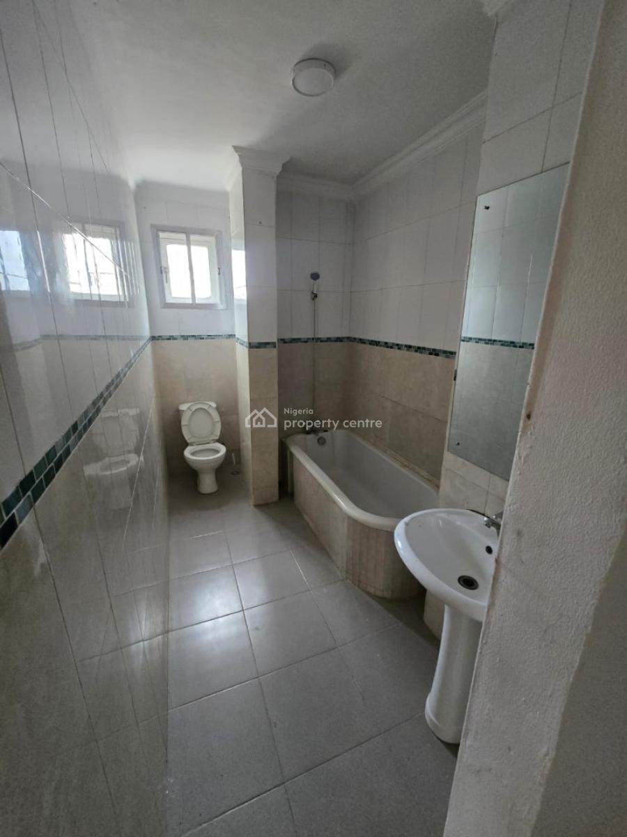 2-bedroom Apartment with Bq, Off Freedom Way, Lekki Phase 1, Lekki, Lagos, Flat / Apartment for Rent
