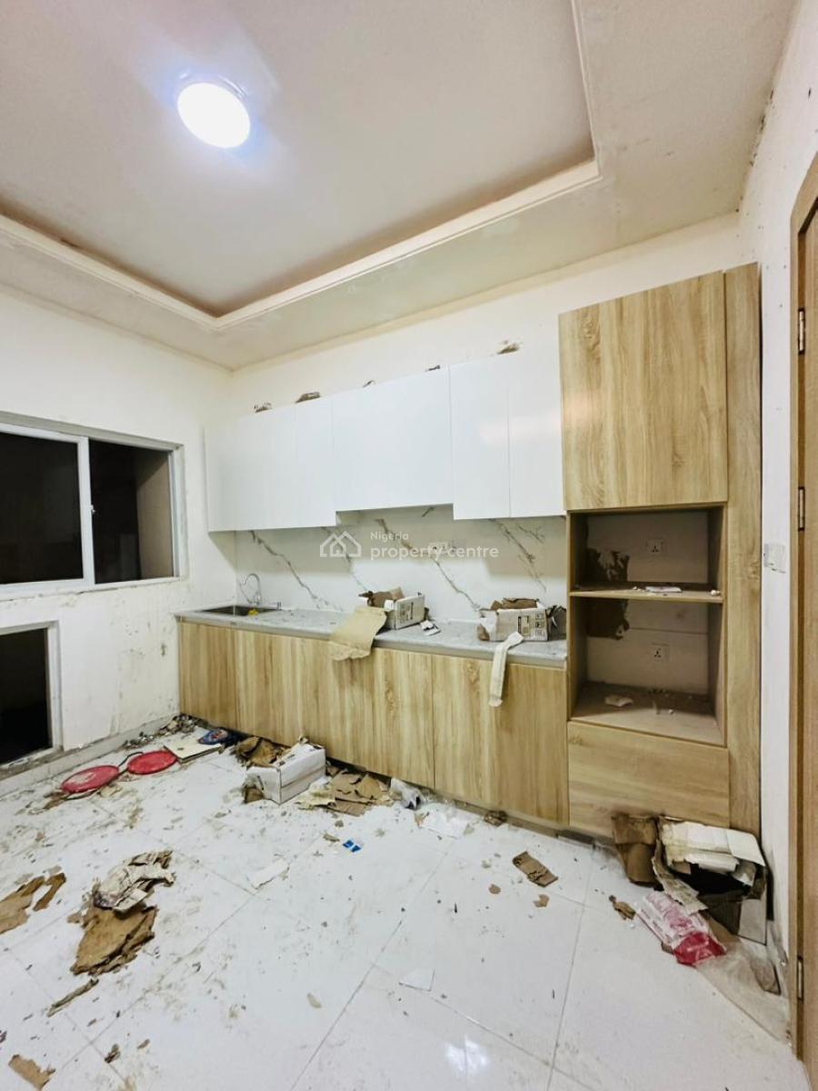 3 Bedroom Apartment+ Elevator, Osapa, Lekki, Lagos, Flat / Apartment for Rent