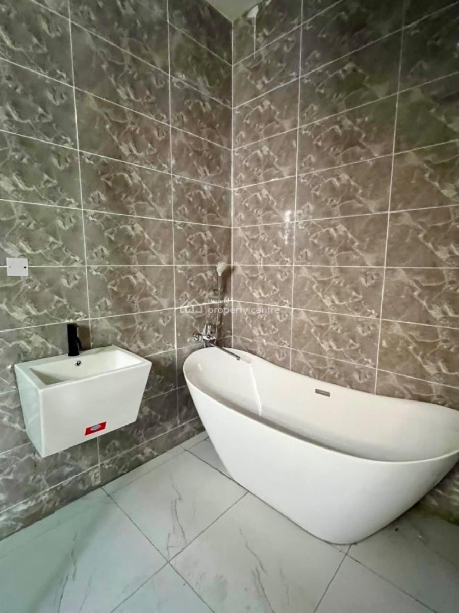 Spacious 5-bedroom Semi-detached Duplex with Modern Finishes, Ikate, Lekki, Lagos, Semi-detached Duplex for Sale