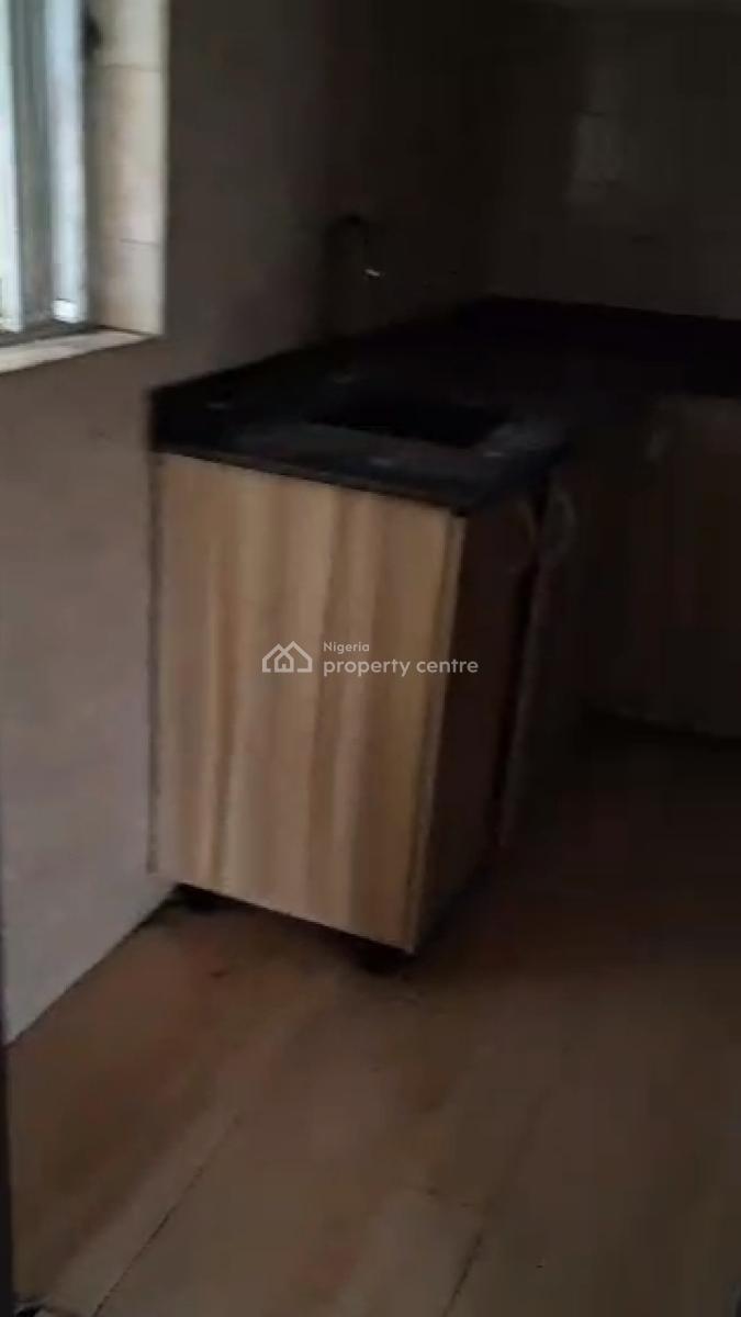 Spacious 2 Bedroom Apartment, Off Awolowo Way, Ikeja, Lagos, Flat / Apartment for Rent