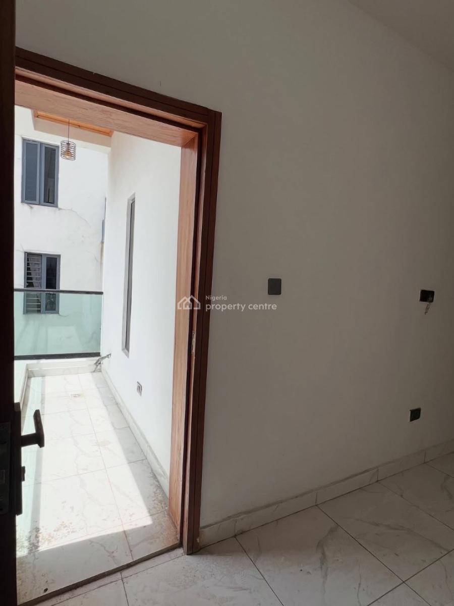 Well Built 4 Bedroom Semi Detached Duplex with Bq, Ologolo, Lekki, Lagos, Semi-detached Duplex for Rent