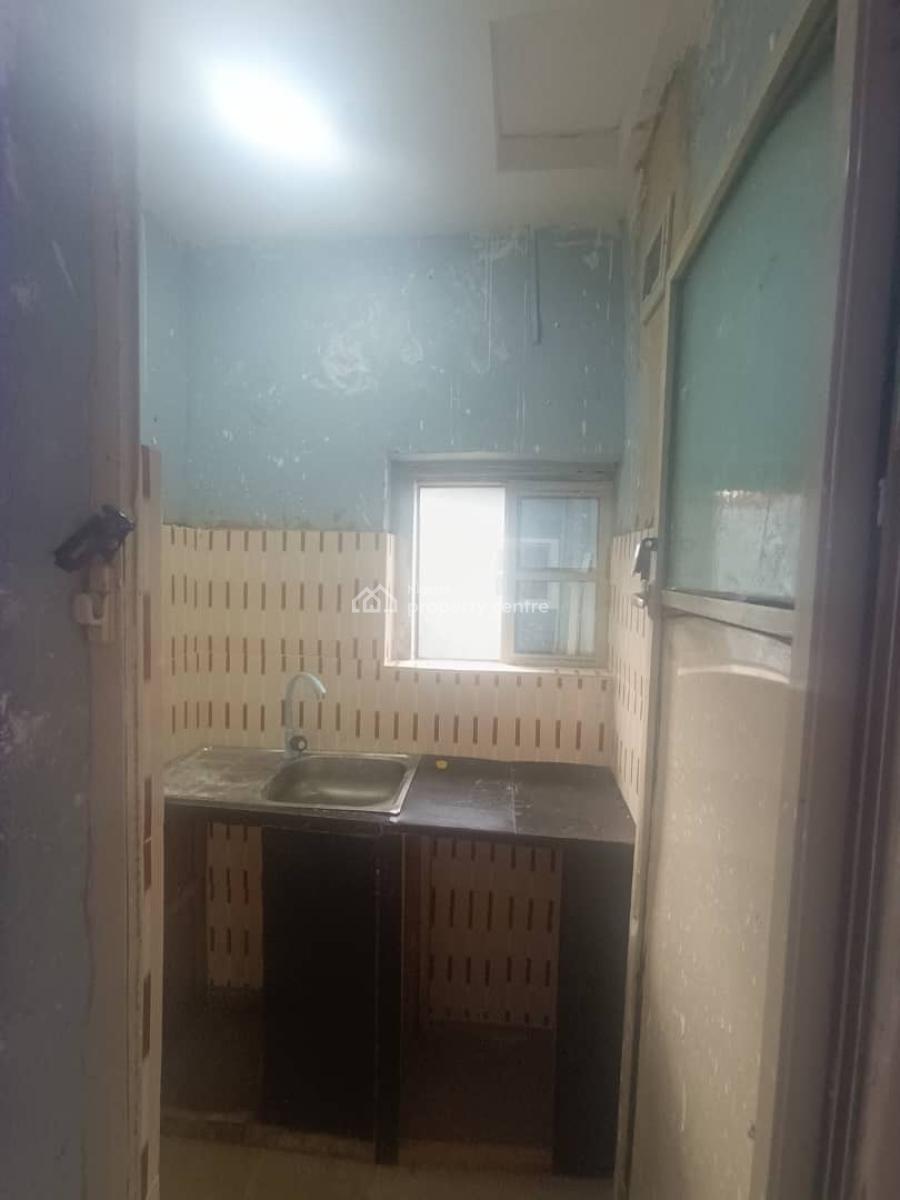 Newly Renovated Mini Flat (1 Bedroom Apartment), Oworoshoki, Oworonshoki, Kosofe, Lagos, Mini Flat (room and Parlour) for Rent