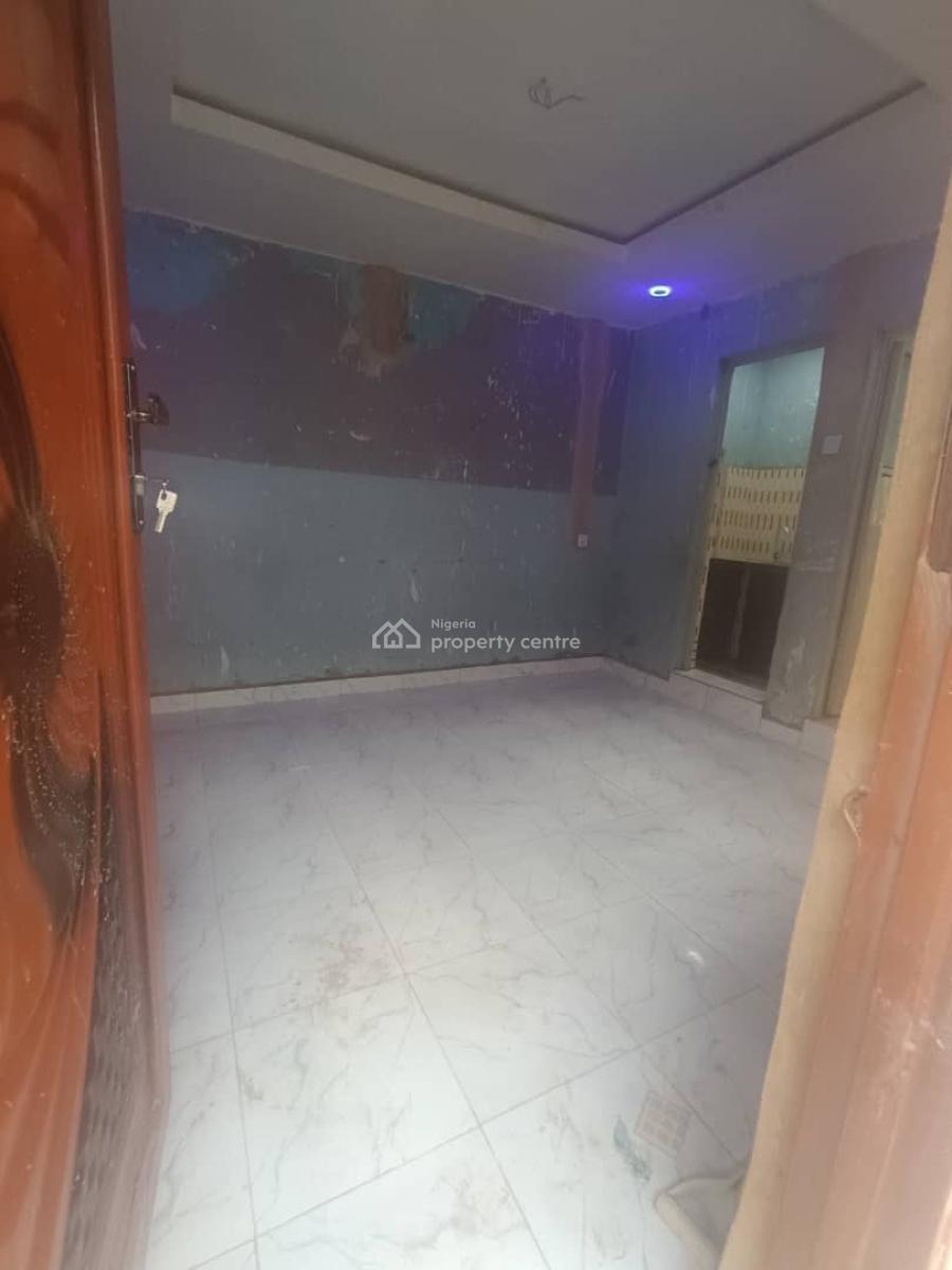 Newly Renovated Mini Flat (1 Bedroom Apartment), Oworoshoki, Oworonshoki, Kosofe, Lagos, Mini Flat (room and Parlour) for Rent