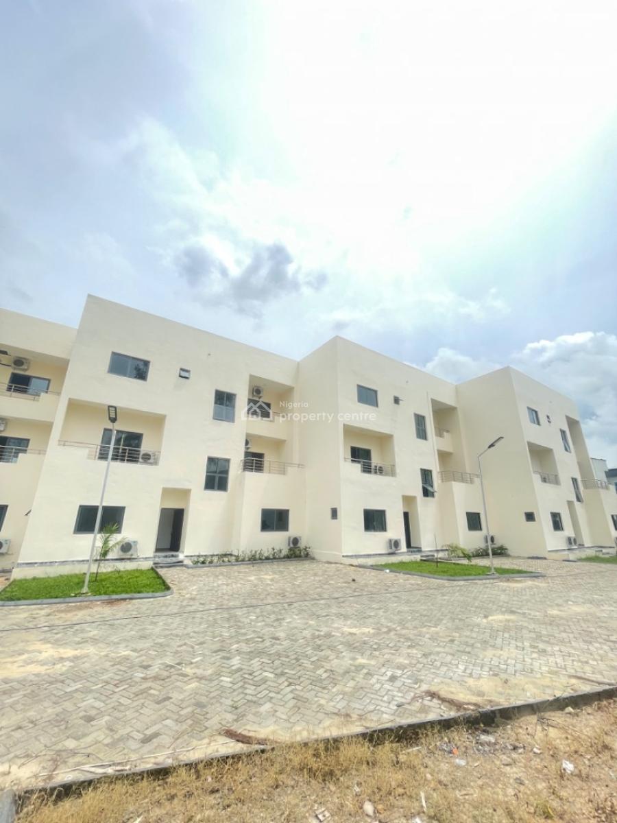 Luxury 5 Bedroom  Semi Detached Duplex, Osapa, Lekki, Lagos, Terraced Duplex for Rent