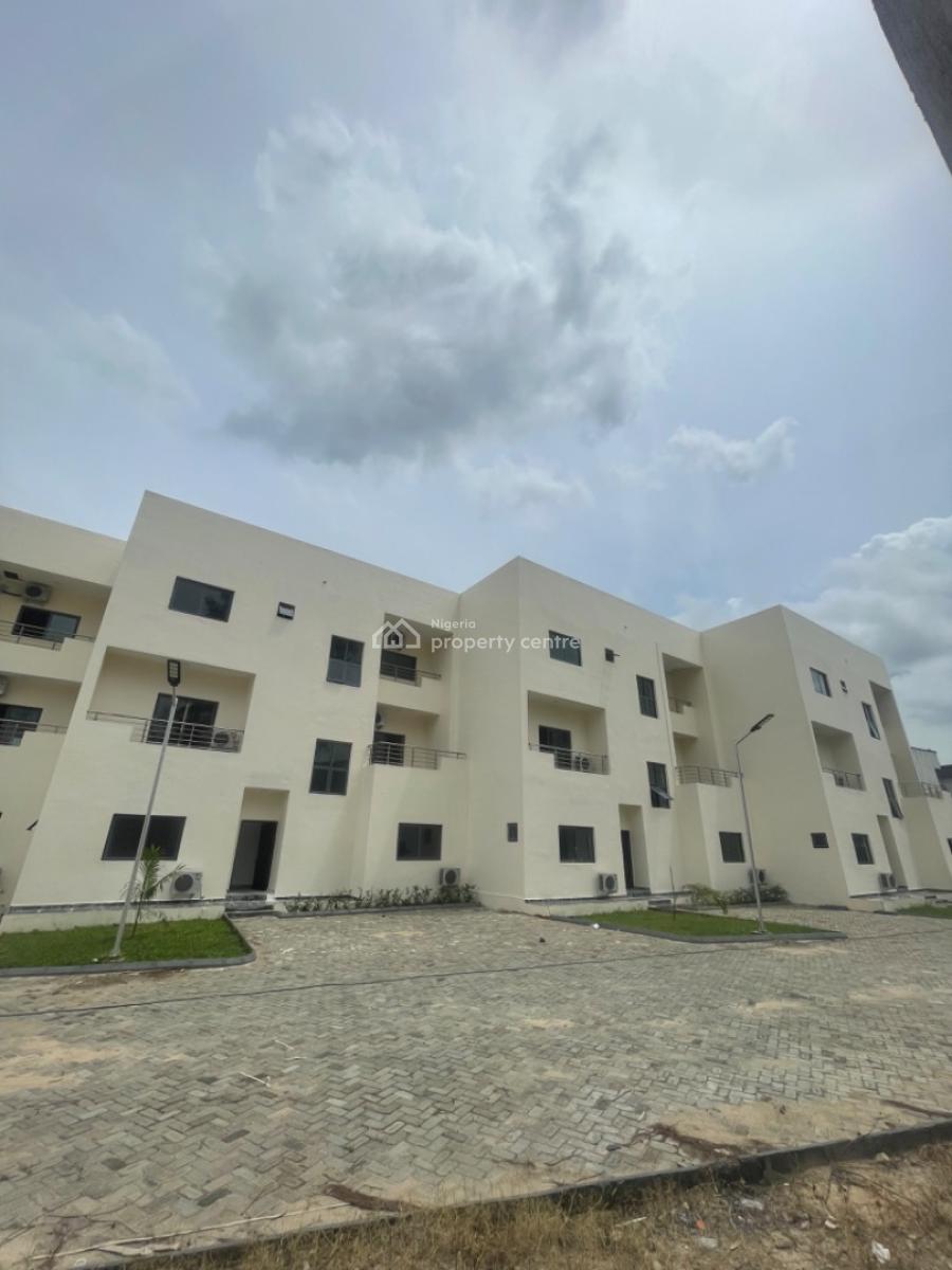 Luxury 5 Bedroom  Semi Detached Duplex, Osapa, Lekki, Lagos, Terraced Duplex for Rent