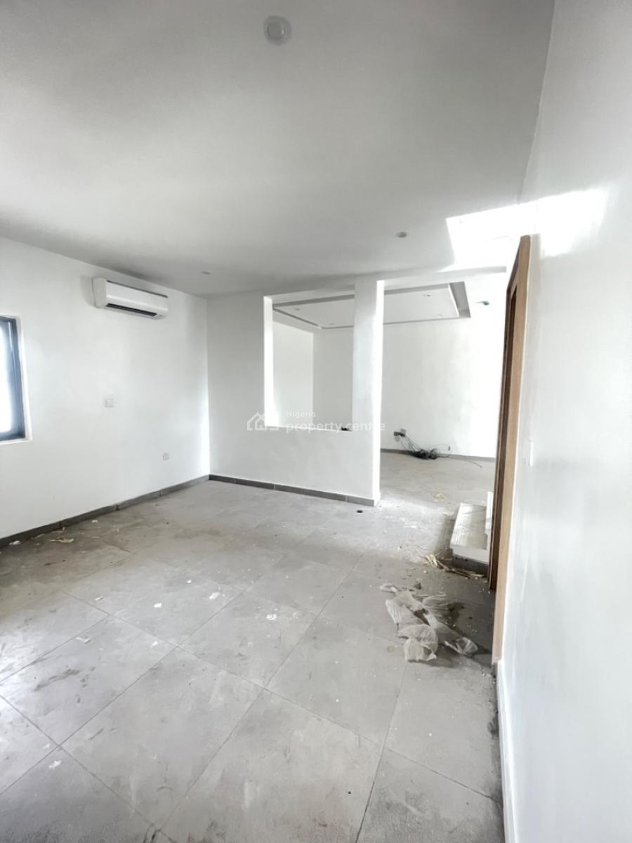 Luxury 5 Bedroom  Semi Detached Duplex, Osapa, Lekki, Lagos, Terraced Duplex for Rent