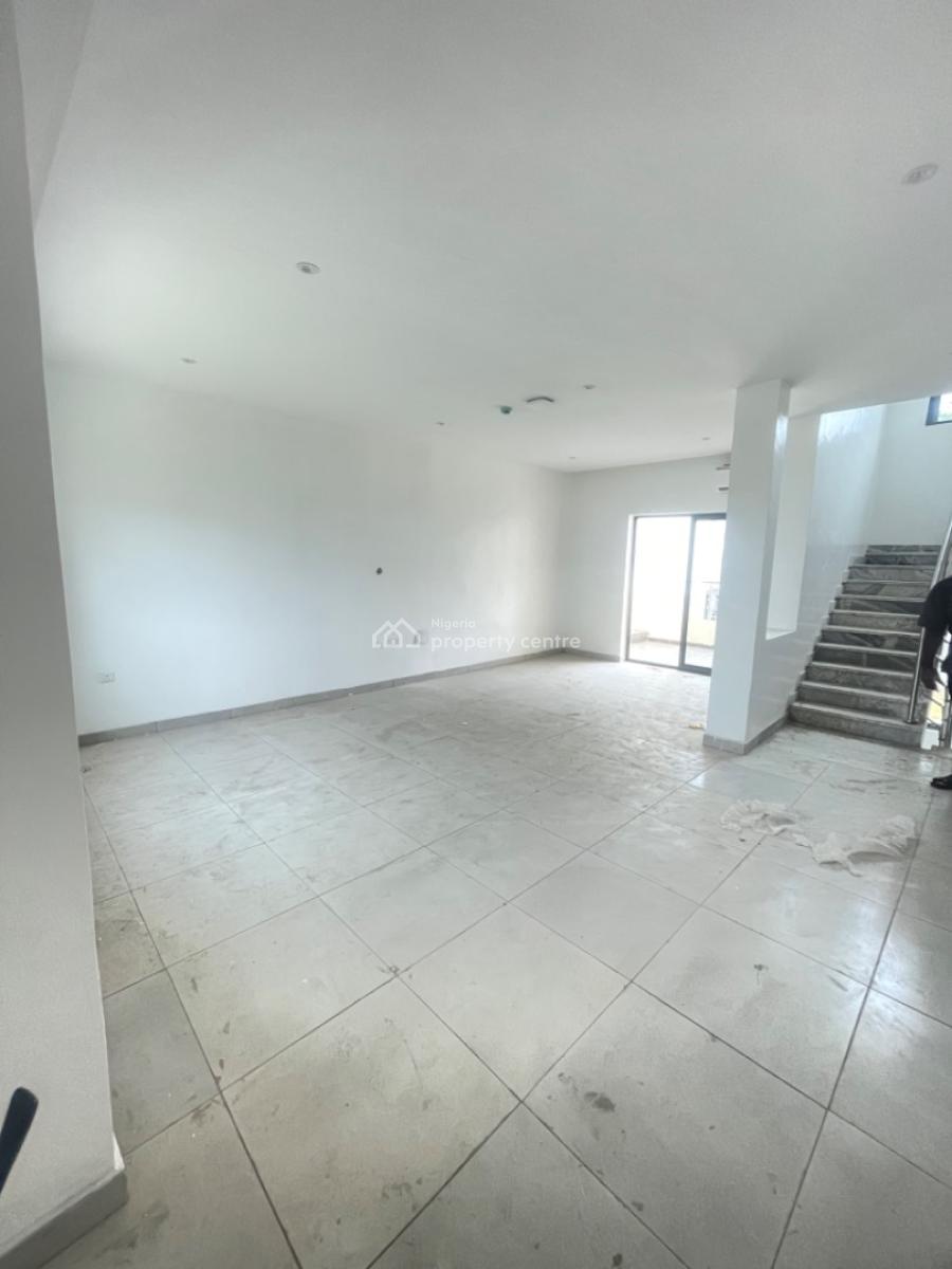 Luxury 5 Bedroom  Semi Detached Duplex, Osapa, Lekki, Lagos, Terraced Duplex for Rent