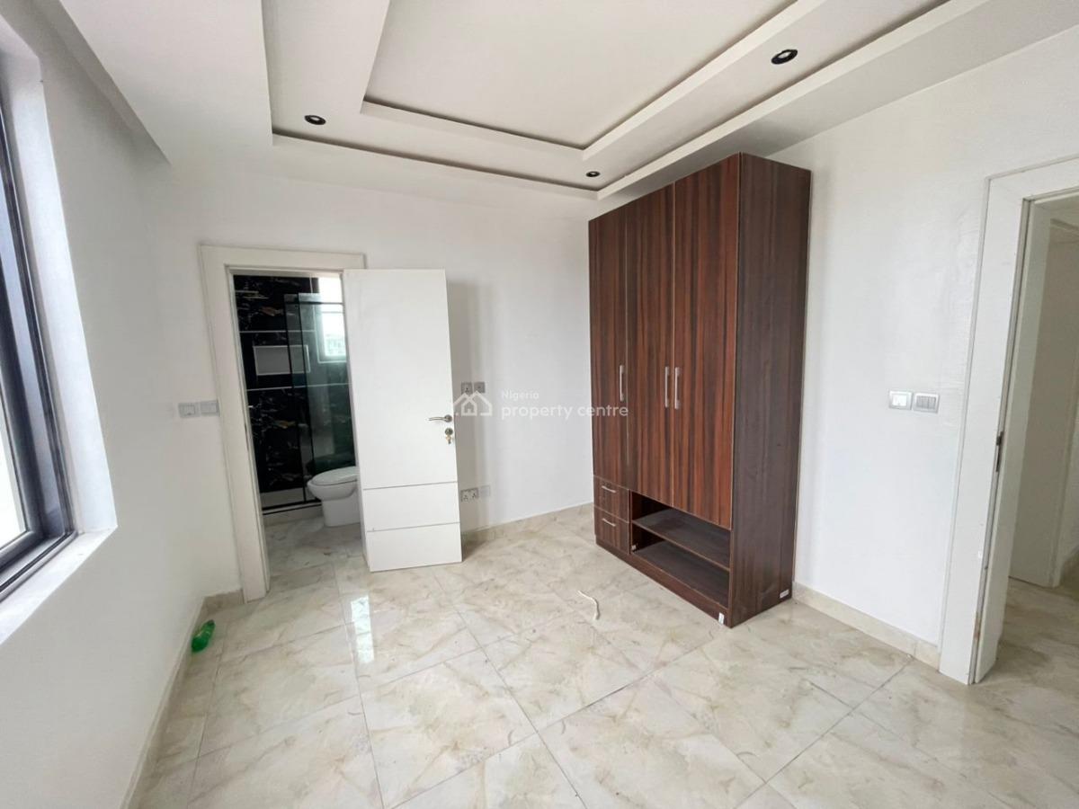 Brand-new Luxury  3-bedroom  Apartment, Ilasan, Lekki, Lagos, Flat / Apartment for Rent