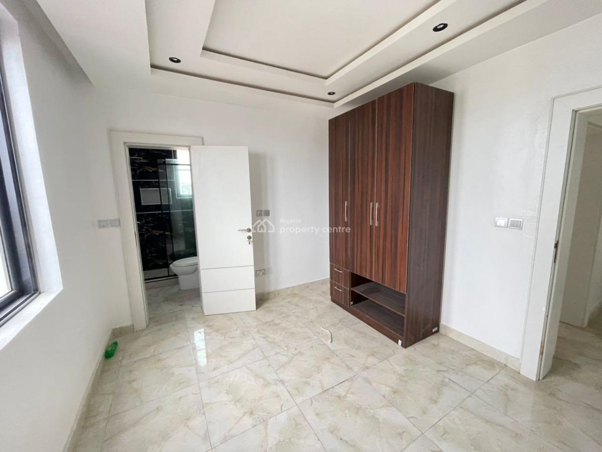 Brand-new Luxury  3-bedroom  Apartment, Ilasan, Lekki, Lagos, Flat / Apartment for Rent