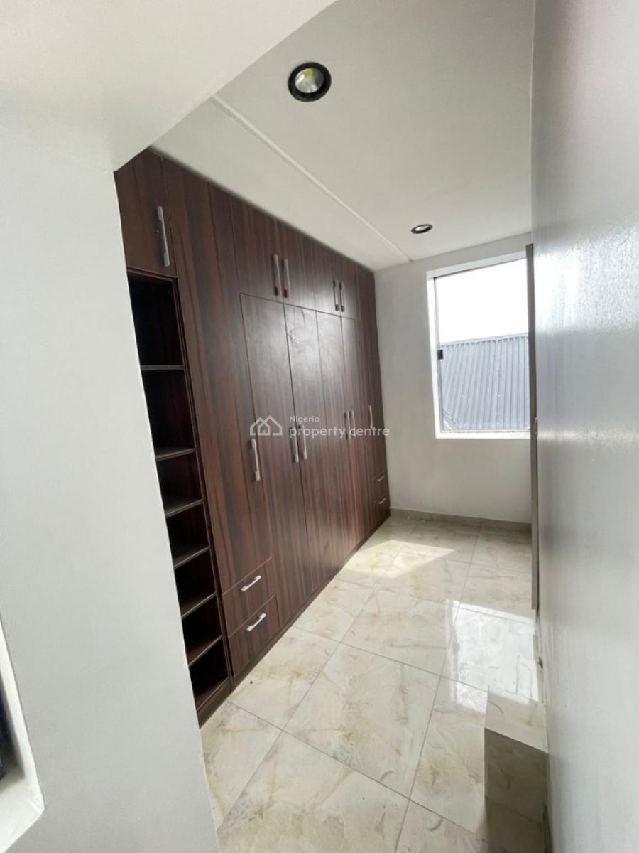 Brand-new Luxury  3-bedroom  Apartment, Ilasan, Lekki, Lagos, Flat / Apartment for Rent