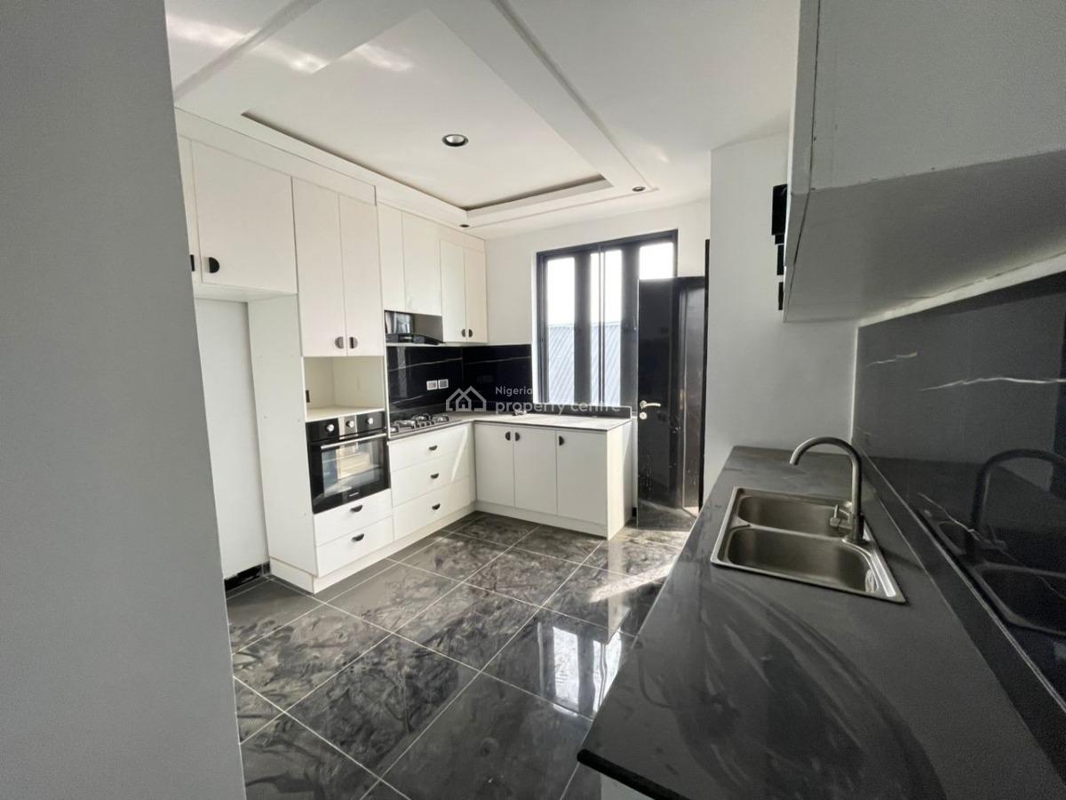 Brand-new Luxury  3-bedroom  Apartment, Ilasan, Lekki, Lagos, Flat / Apartment for Rent