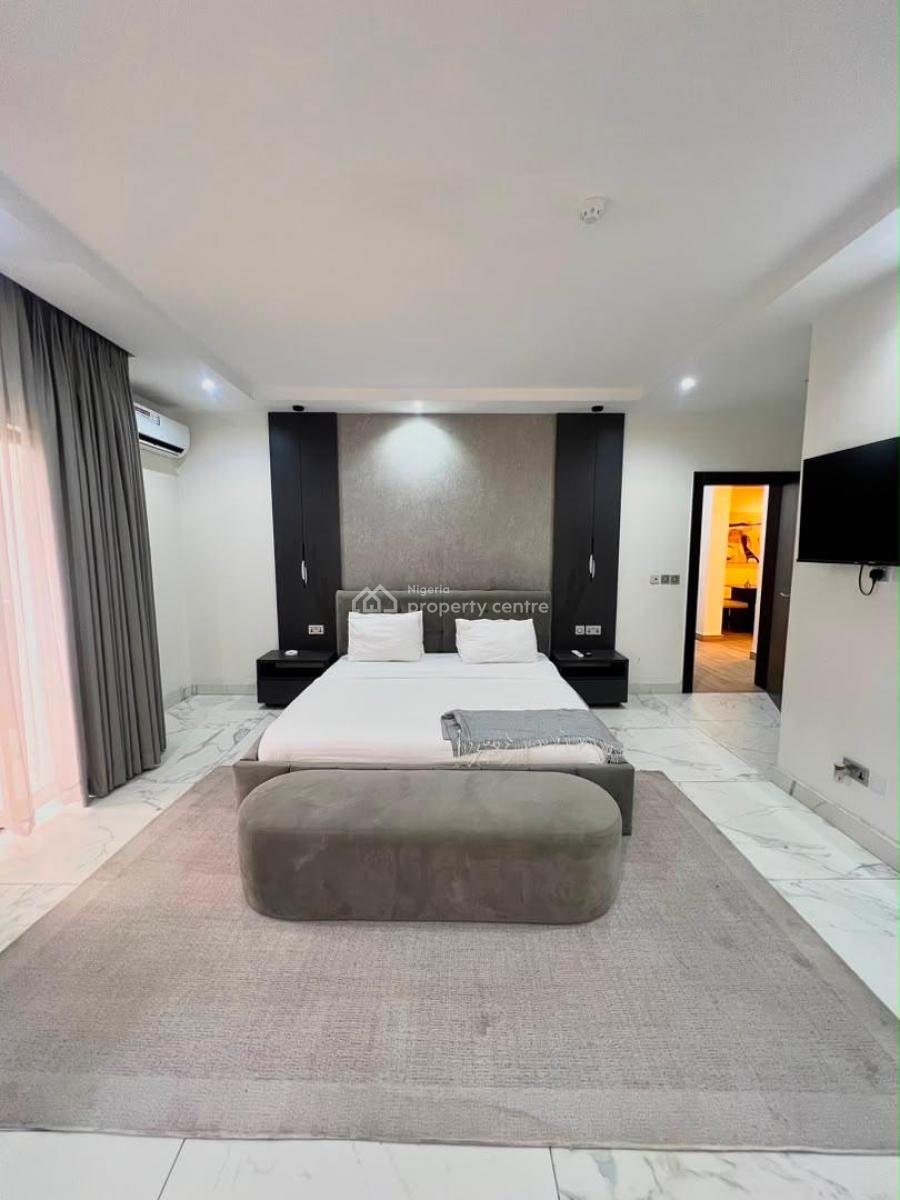 Luxury Fully Furnished 4-bedroom Apartment Located on The 1st Floor, Ikoyi, Lagos, Flat / Apartment for Rent