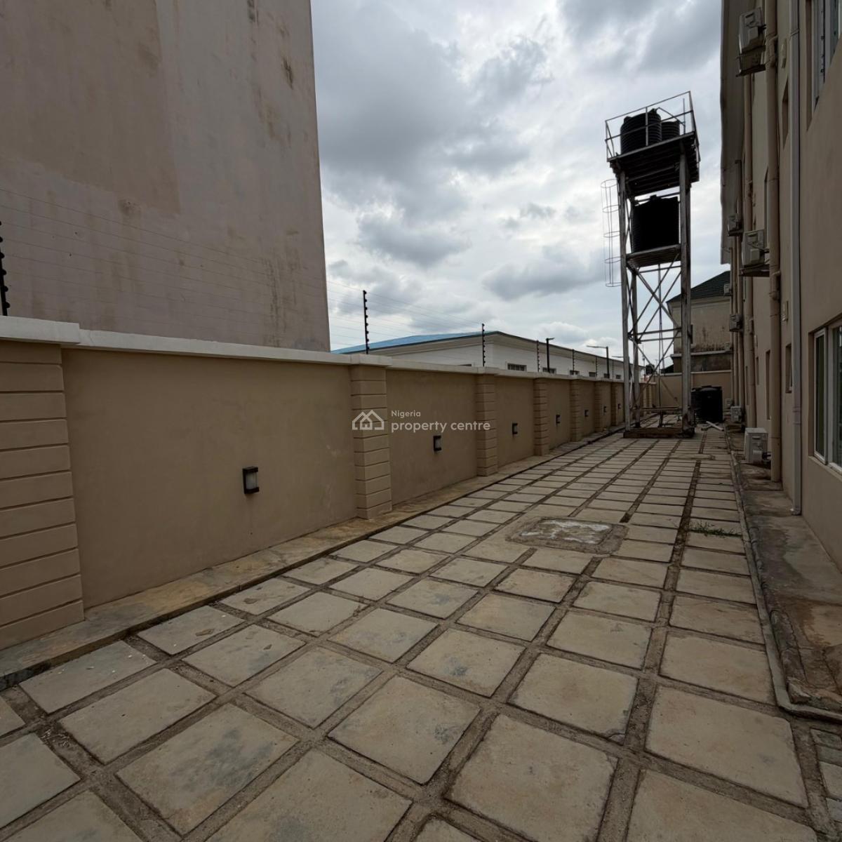 High Yield Hospitality Asset with 18 Fully Furnished Studio Apartments, Off Murtala Mohammad Expressway, Dawaki, Gwarinpa, Abuja, Block of Flats for Sale