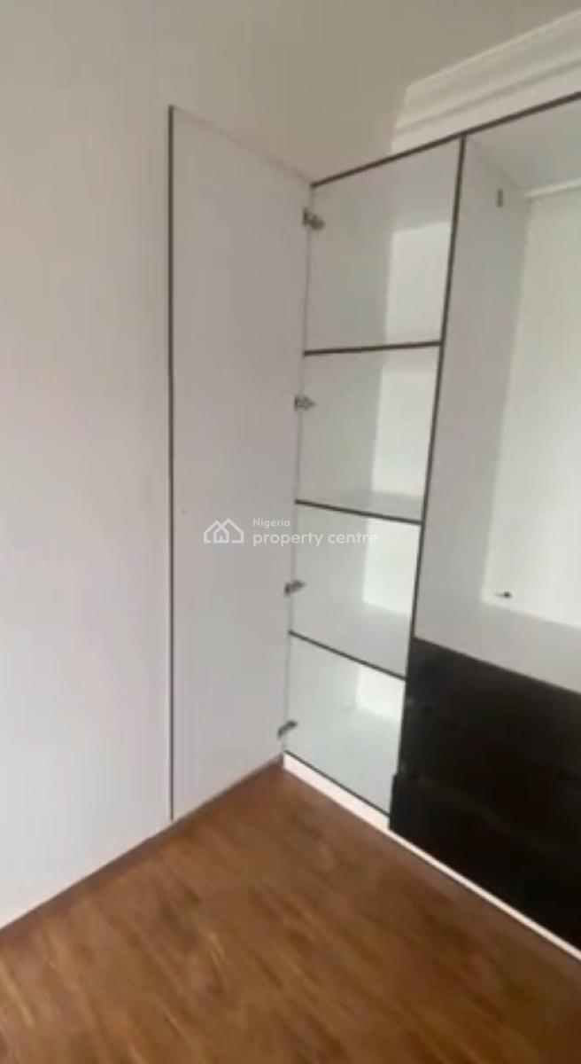 Spacious 2 Bedroom Apartment in a Fully Serviced Estate, Tm Meadows Estate, Ebute Metta East, Adekunle, Yaba, Lagos, Flat / Apartment for Rent