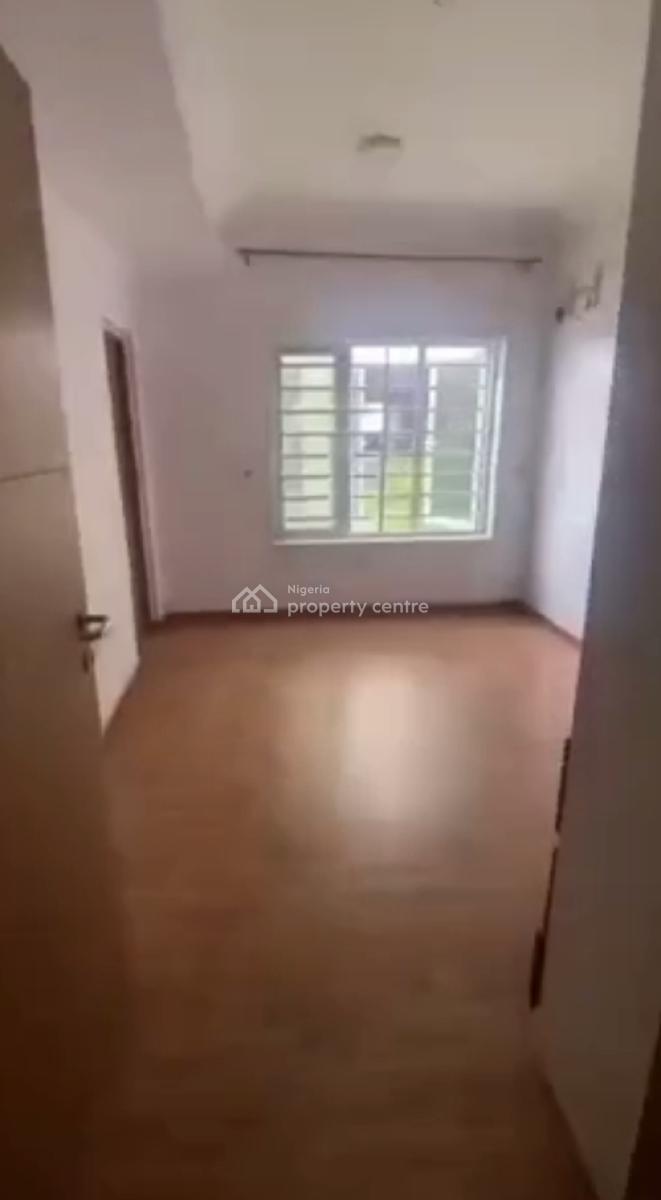 Spacious 2 Bedroom Apartment in a Fully Serviced Estate, Tm Meadows Estate, Ebute Metta East, Adekunle, Yaba, Lagos, Flat / Apartment for Rent