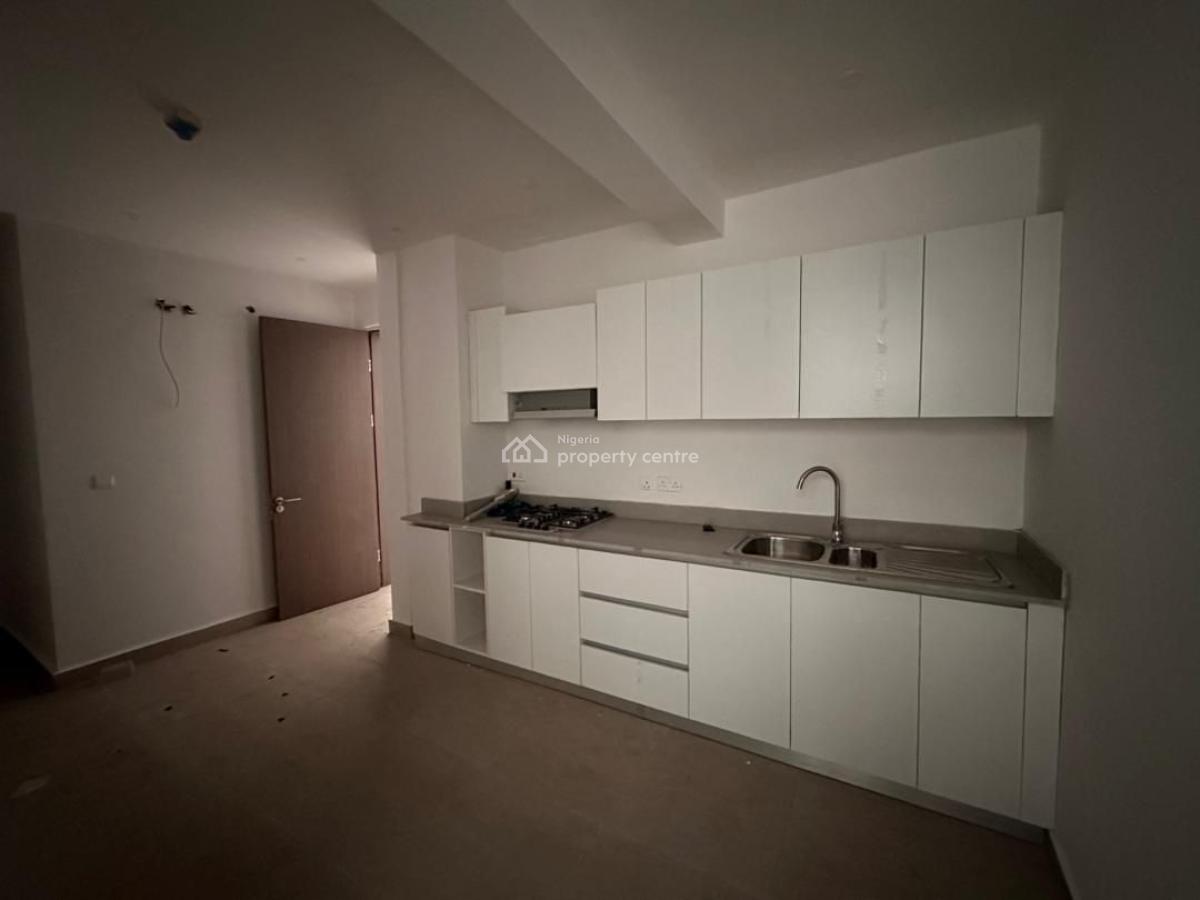 Luxury 3 Bedroom Apartment with Elevator, Pool, Gym, Court, Mart Etc, Off Freedom Way, Ikate Side, Lekki Phase 1, Lekki, Lagos, Flat / Apartment for Rent