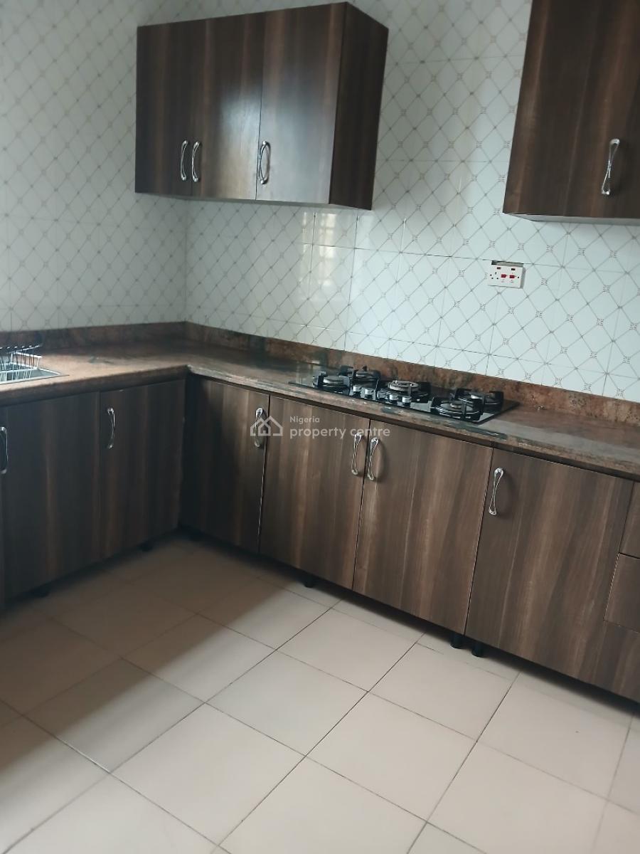 Fantastic Two Bedroom Flat Upstairs on a Gated Close Behind Omole Ph2, Olowora, Omole Phase 2, Ikeja, Lagos, Flat / Apartment for Sale