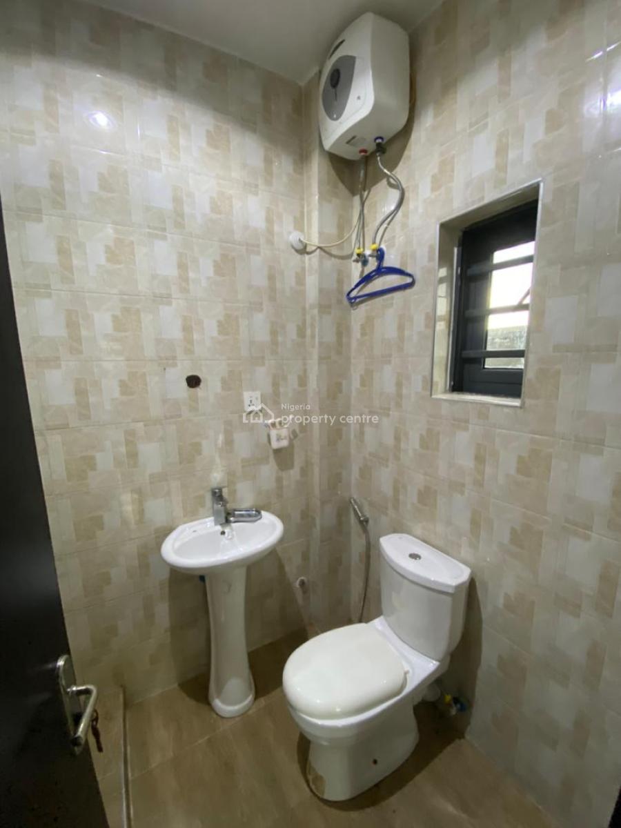 Exclusive 2 Bedrooms Luxury Apartment, Even Estate Ado Roundabout, Ajah, Lagos, Flat / Apartment for Rent