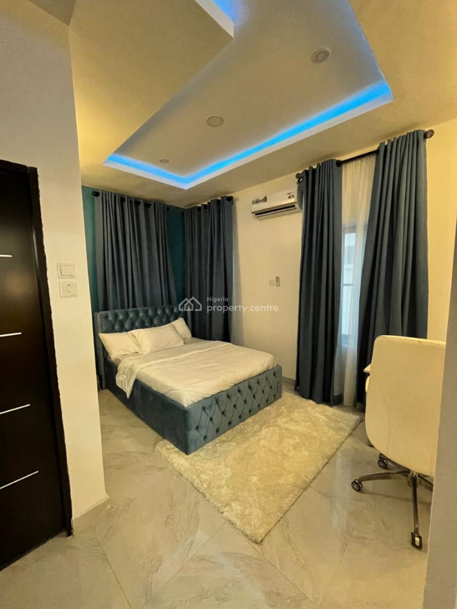 Luxury Furnished 3 Bedroom Ground Floor 24/7 Light Secured Estate, Lekki Phase 1, Lekki, Lagos, Flat / Apartment for Rent