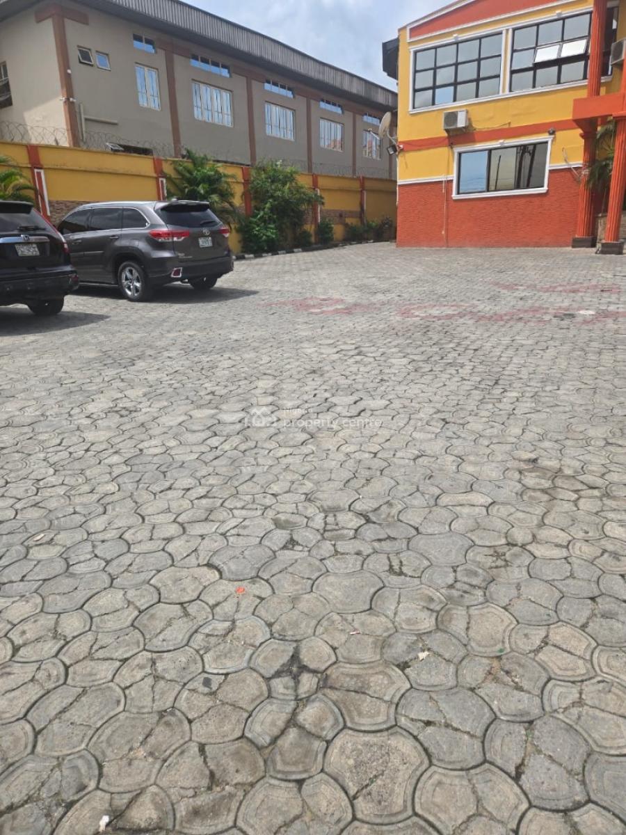 Standard Commercial Hall in Alausa, Alausa, Ikeja, Lagos, Commercial Property for Rent