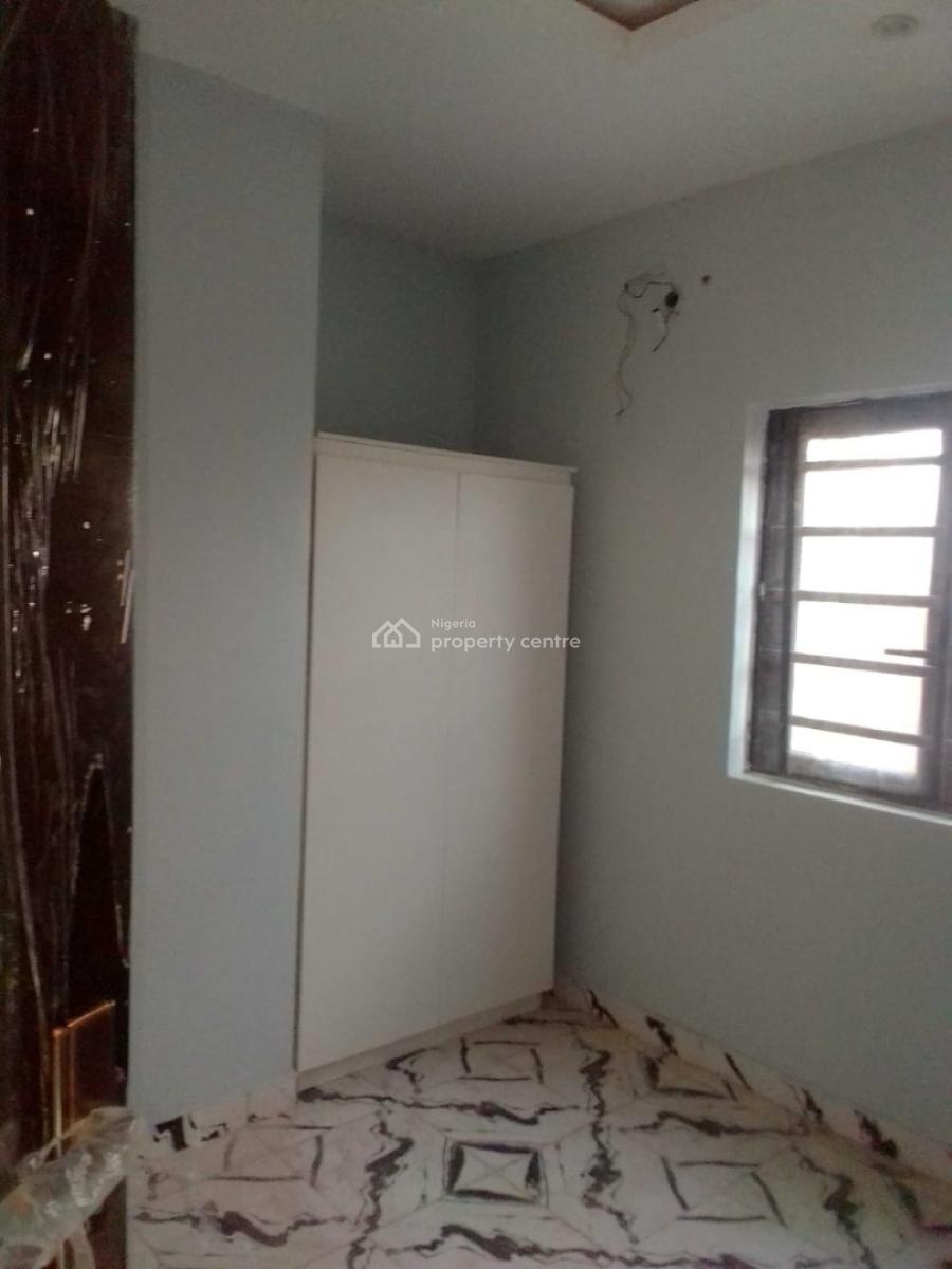 Newly Built Lovely Pop 2 Bedroom Flat En Suite, Off Arepo Bus Stop, Makogi, Magboro, Ogun, Flat / Apartment for Rent