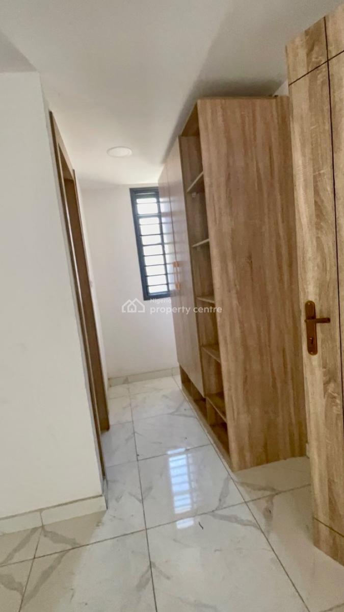 Luxury 4-bedroom Terrace Duplex with Central Power Supply, Ikate, Lekki, Lagos, Terraced Duplex for Rent