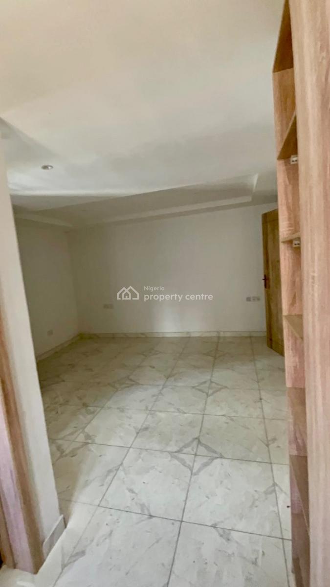 Luxury 4-bedroom Terrace Duplex with Central Power Supply, Ikate, Lekki, Lagos, Terraced Duplex for Rent