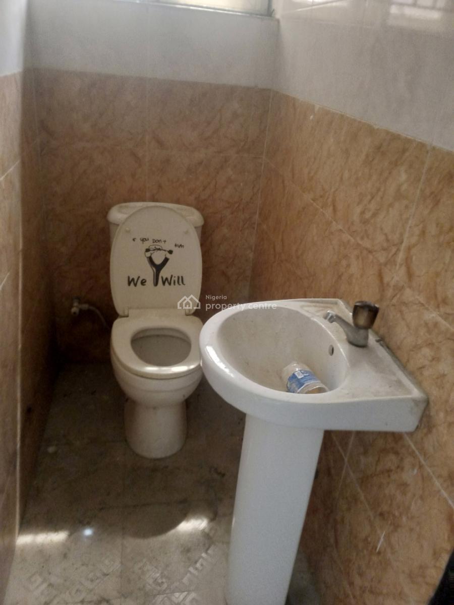 Luxury 2 Bedroom Flat in a Nice Location Motorable Secured Estate, Ajah, Lagos, Flat / Apartment for Rent