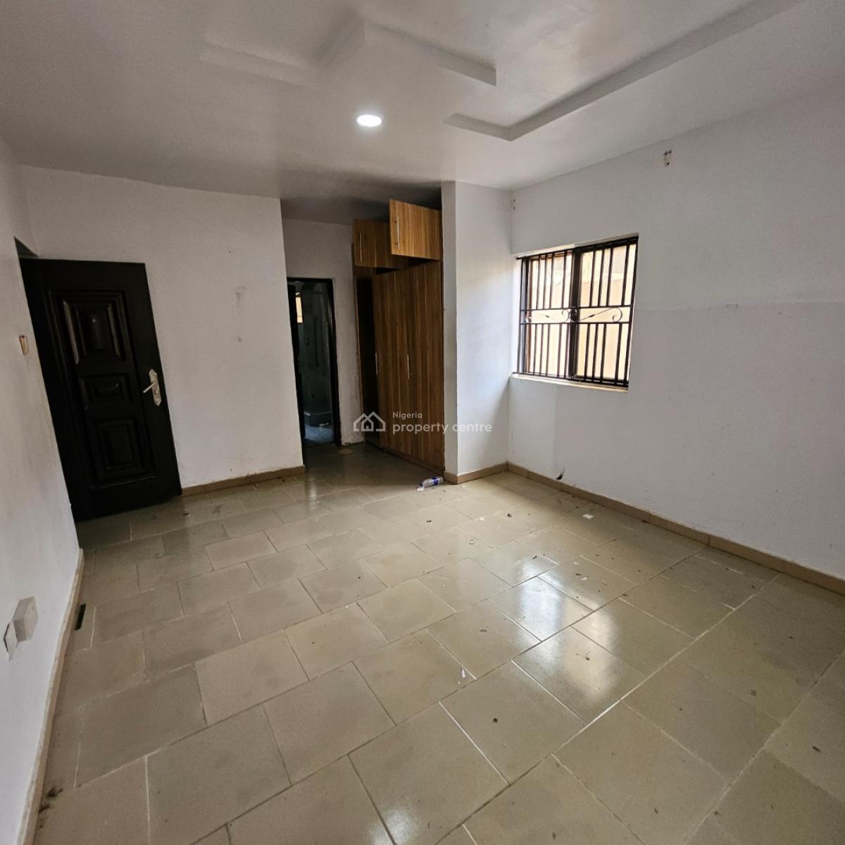 Decent 3-bedroom Bedroom Flat with All Rooms Ensuite in Magodo Phase 2, Gra Phase 2, Magodo, Lagos, Flat / Apartment for Rent